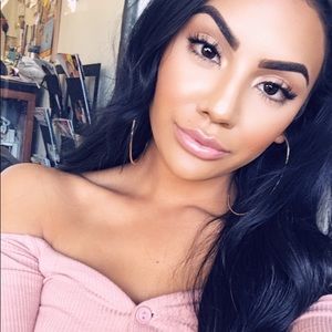 Meet your Posher, Maryella